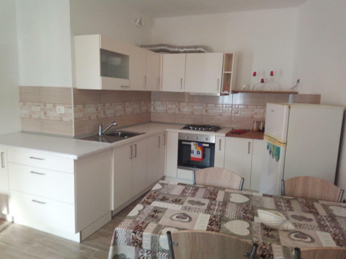 Apartmaji Matazin Črni Kal Eksteriør bilde