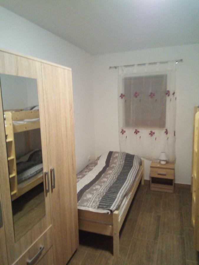 Apartmaji Matazin Črni Kal Eksteriør bilde
