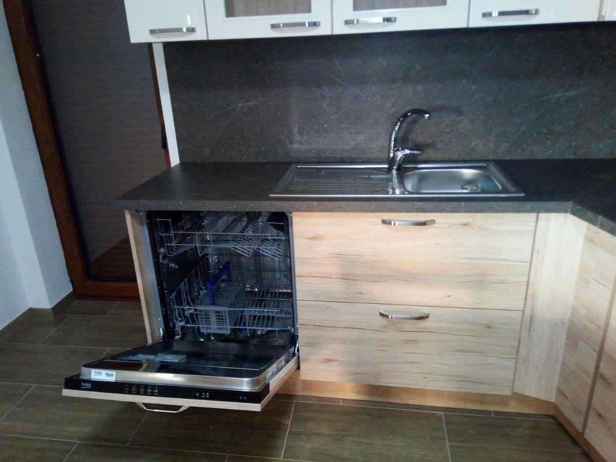 Apartmaji Matazin Črni Kal Eksteriør bilde